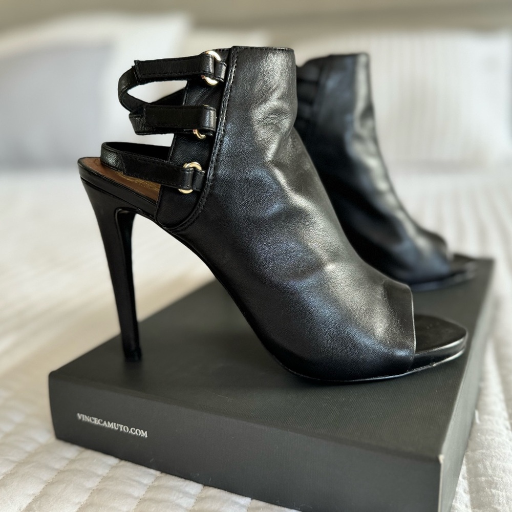 Vince Camutto black leather slingback high heels - Picture 6 of 8
